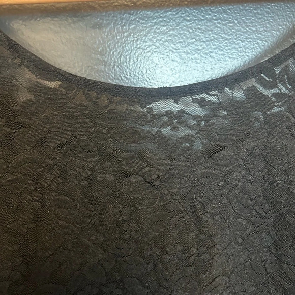 Guess  lace top corset look size S good used condition - Picture 3 of 7